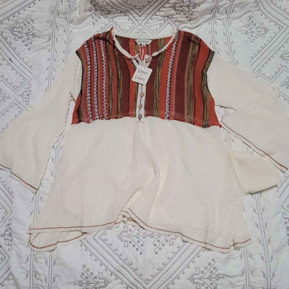 Women's Bohemian "peas & carrots" long sleeve blouse w/pockets